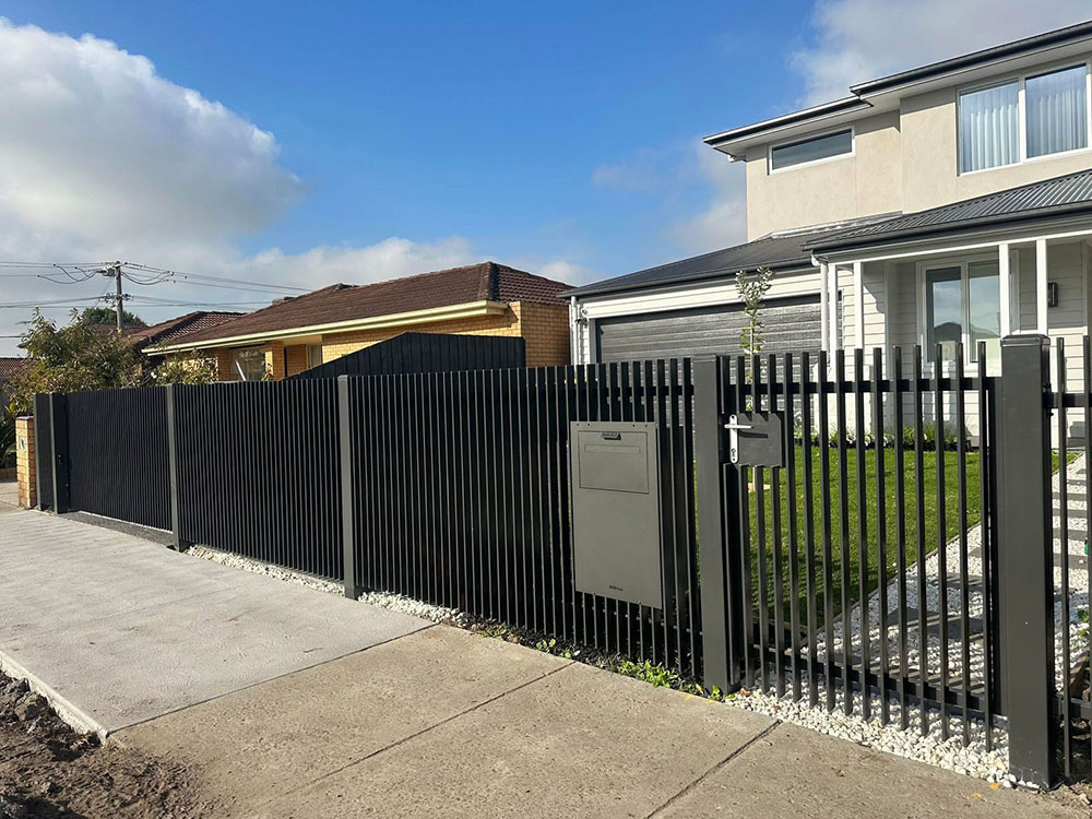 Aluminium slat fencing design in Burwood